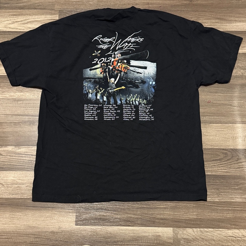 Roger Waters The Wall Live 2012 T-Shirt View 3
